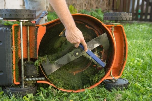 Cleaning Lawn Mower Deck